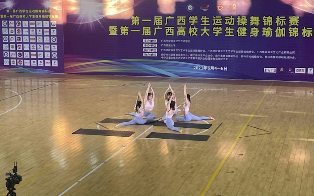 8223f9fa979e4f6d9fee64a1fbed4a50.png 8223f9fa979e4f6d9fee64a1fbed4a50.png