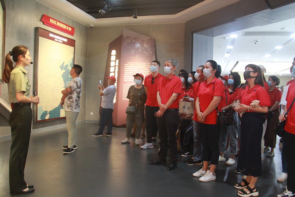 14e7c6c57b374140b622423679983071.JPG 14e7c6c57b374140b622423679983071.JPG