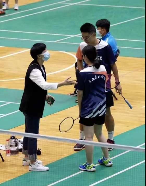 1be72cc9d7b347d989f2f56e8388aeef.jpg 1be72cc9d7b347d989f2f56e8388aeef.jpg