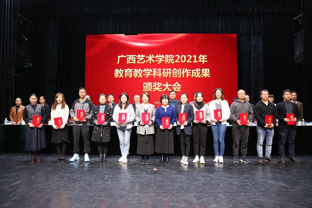 e3062137e68d4d88af5752bae8705a1d.JPG e3062137e68d4d88af5752bae8705a1d.JPG