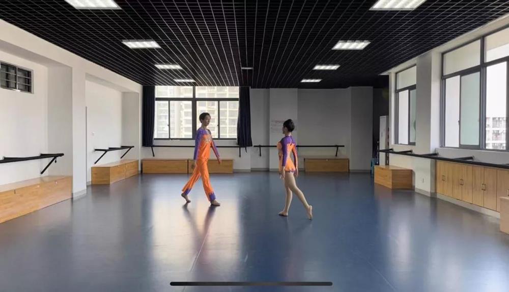 5df6fde210064a25a018b153ef883854.jpg 5df6fde210064a25a018b153ef883854.jpg