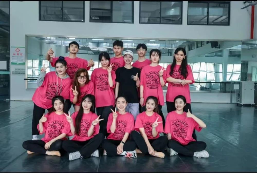 c2a0c30cc5464436ace3cd44ad093cec.jpg c2a0c30cc5464436ace3cd44ad093cec.jpg