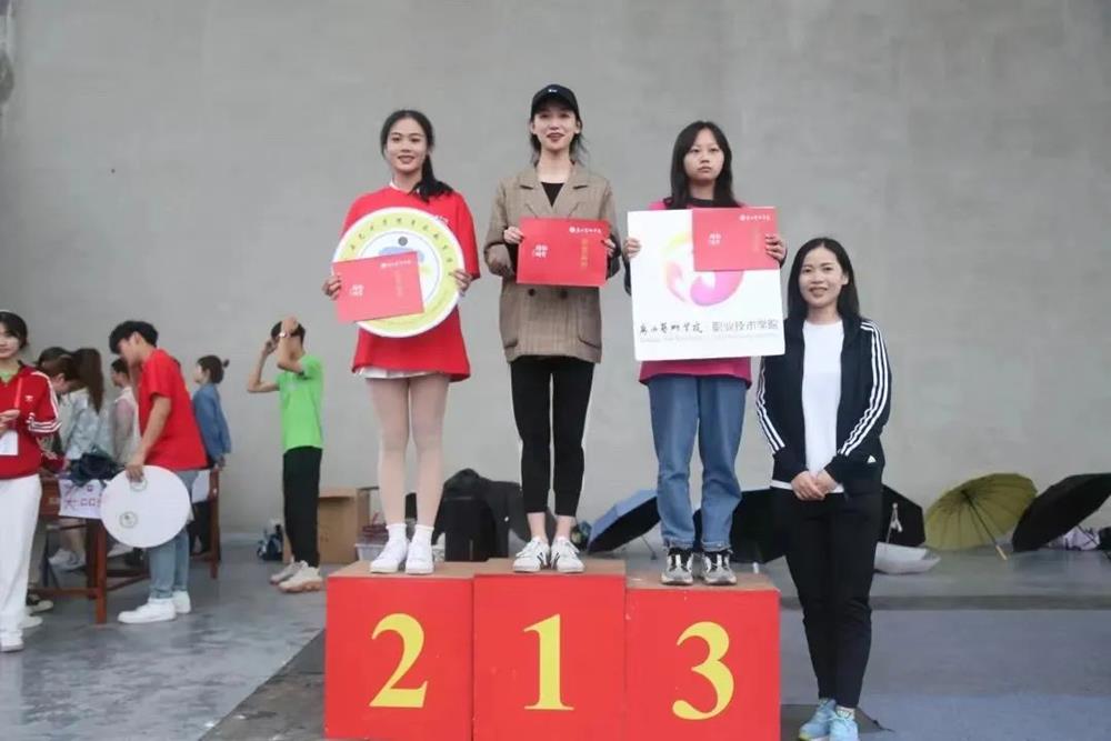 d174ad0d9b8d4b86af22f7e20942d389.jpg d174ad0d9b8d4b86af22f7e20942d389.jpg