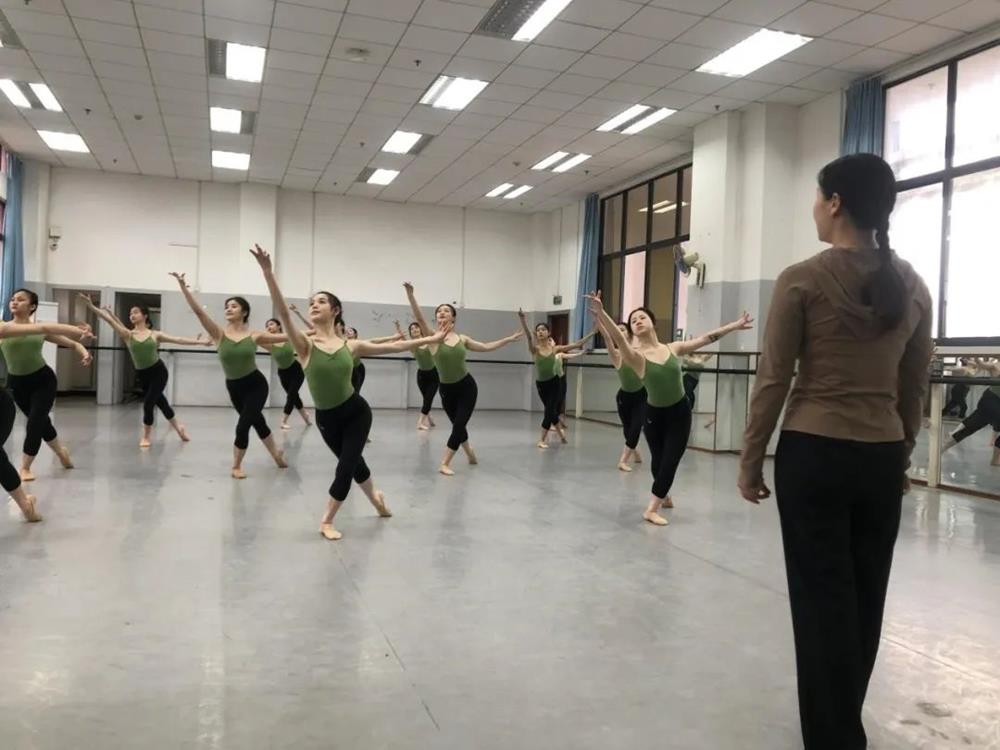 53f2aedd5dc34b68b4a17af4a8251ae7.jpg 53f2aedd5dc34b68b4a17af4a8251ae7.jpg