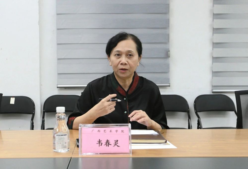 9525e82e34334345a3064924707f5c84.jpg 9525e82e34334345a3064924707f5c84.jpg